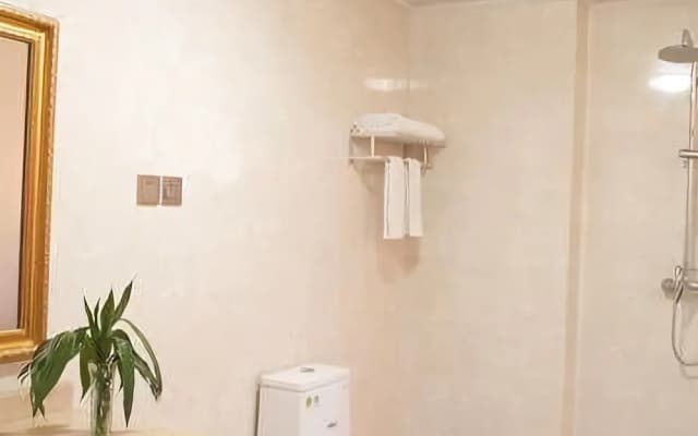 Yingbinlou Hotel