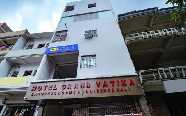 Fabhotel Grand Vatika