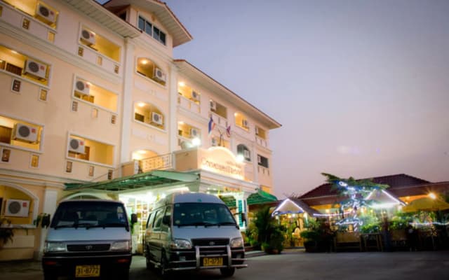 Convenient Resort