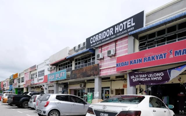 OYO 720 Corridor Hotel 2