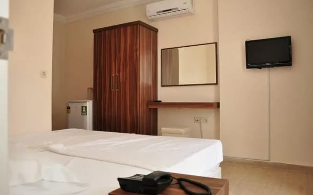 Un Side Apart Hotel