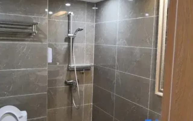 Yebang Convenience Hotel (Guilin North Railway Station)