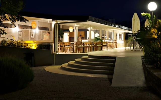 Dorman Suites Hotel