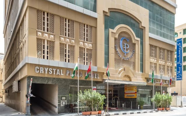 Отель Crystal Plaza