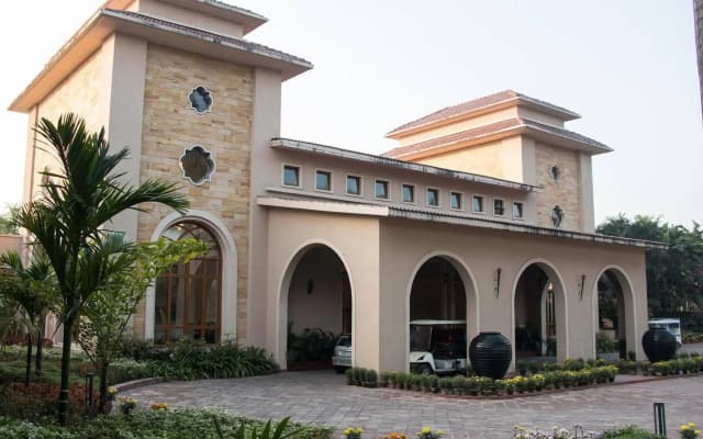 Ibiza The Fern Resort & Spa, Kolkata