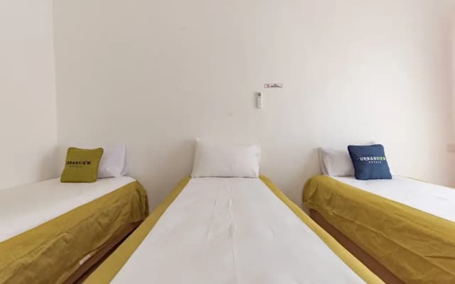 Urbanview Hotel Syariah @ Rihlah Homestay Batam(Urbanview Hotel Syariah at Rihlah Homestay Batam)