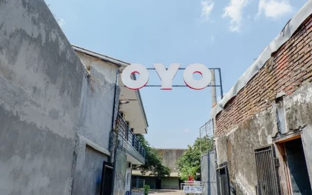 Oyo 1176 J3 Residence Syariah