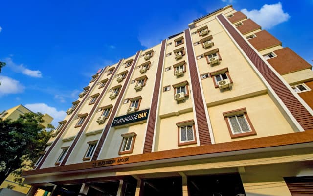 Townhouse Oak Bachupally Medical College Formerly SV Hotels