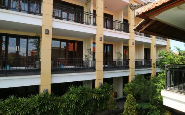 Kondra Premiere Guest House Kuta