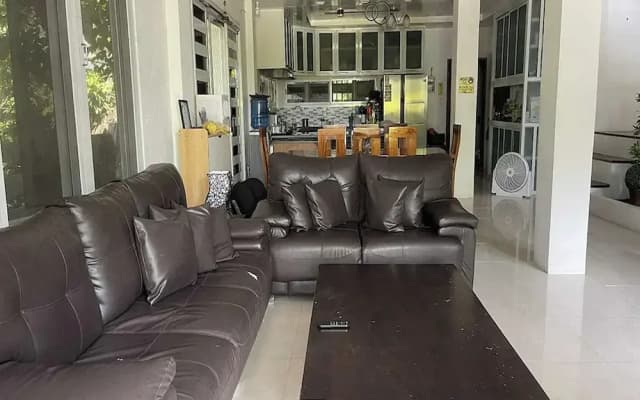 Villa Teresa Esperanza Tourist Inn