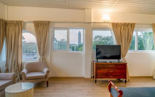 Madras Chronicle Bay Resort & Spa