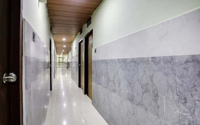 Hotel O Madhapur VIP Hills