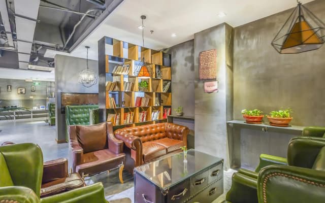 James Joyce Coffetel Zhuozhou City Government Branch