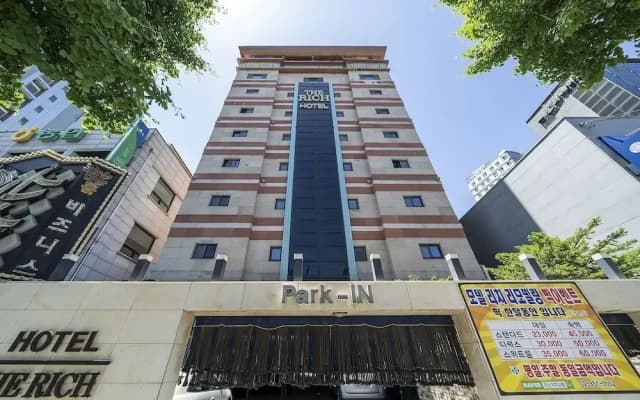Gasan Rich Hotel