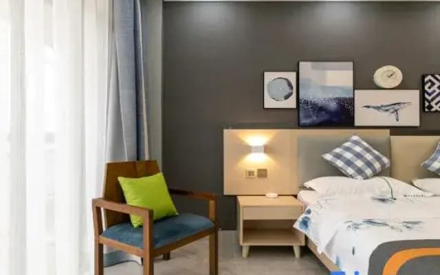 Golind  lnn Smart hotel (Haikou Wanda Plaza)