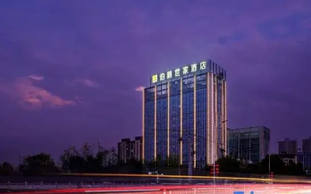 Count Shijia Hotel