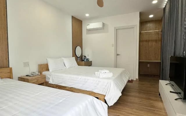 Wanderlust Garden Inn