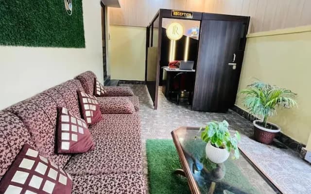 Rudraksh Inn