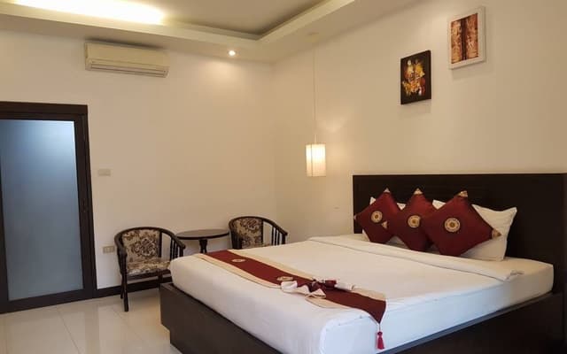 Phuket Monaburi Boutique Hotel