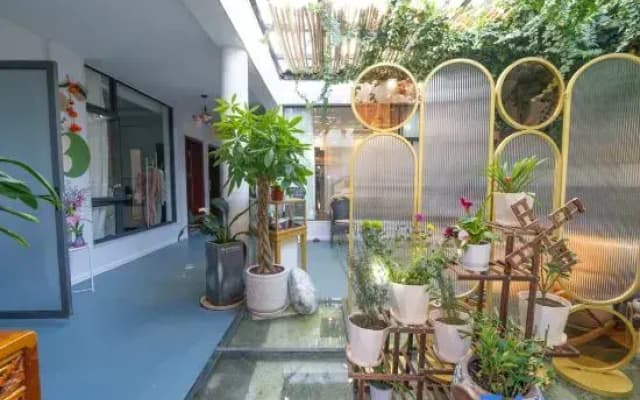 Yiman Shiguang Holiday Inn (Tai Shui che shop, Old Town, Lijiang)