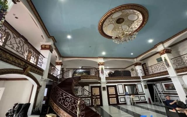 Garden Suite Hotel near Koreatown