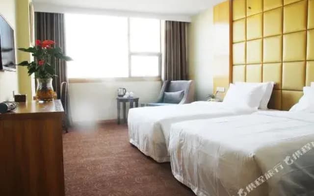 Tuke China Light Residence Hotel (Shiyan Wudangshan Airport Branch)