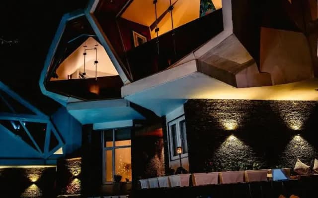 Tree of Life Eila Art Hotel