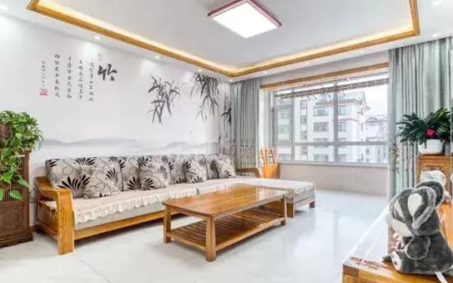 Big Fish Hangzhe Homestay (Changbai Mountain North Scenic Area Distribution Center)