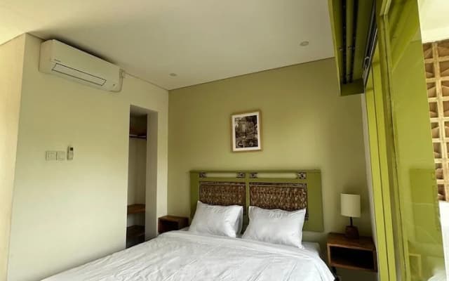 Honu Studio Living Bali