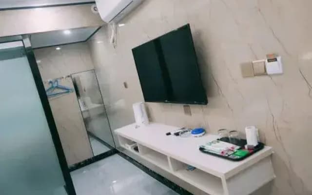 Yeste Hotel (Hechi Du'an Highway Intersection Bus Station)