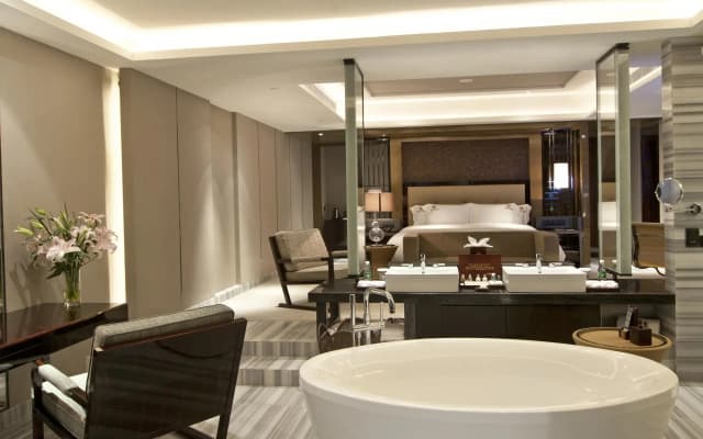 Sanya Visun Royal Yacht Hotel