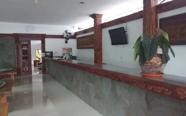 Moro Seneng Hotel and Resort