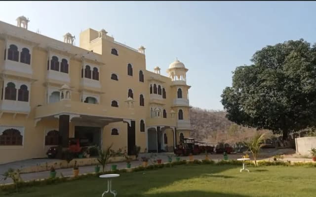 DOONGAR FORT Gurukripa Hilltop Resorts