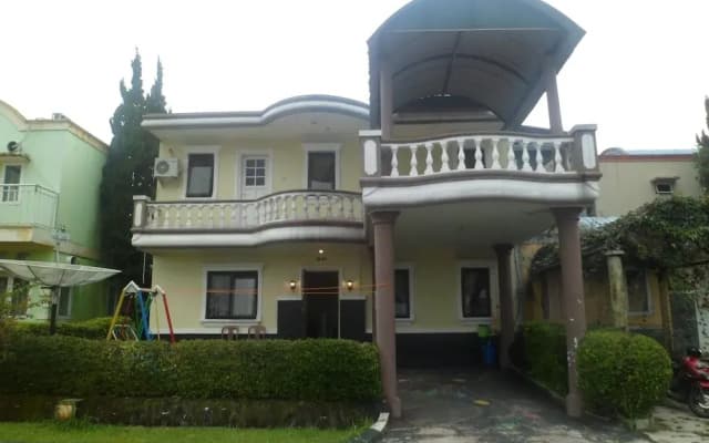 Villa Kota Bunga Protea