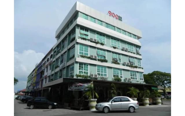 OYO 89411 900 Inn