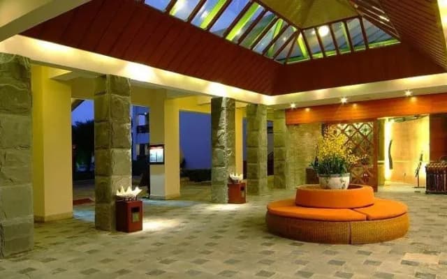 Palm Beach Resort Yalong Bay Sanya
