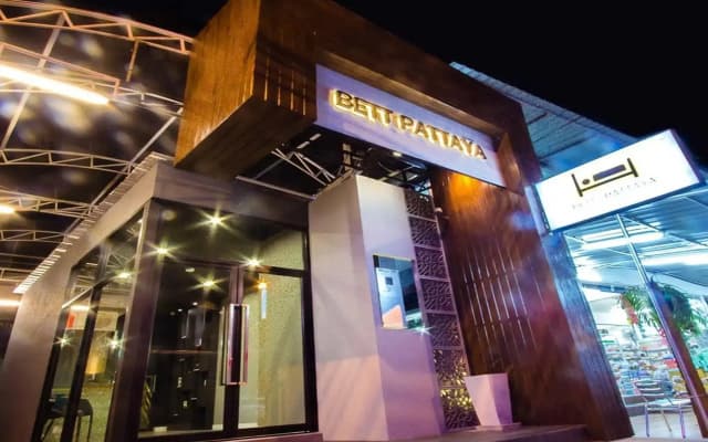 Bett Pattaya