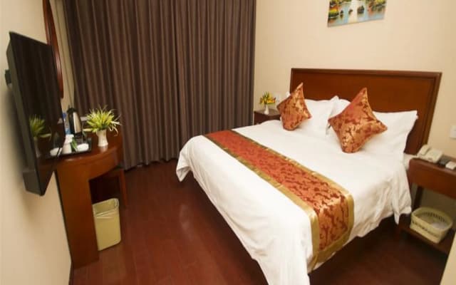 Greentree Inn Huaibei Suixi Sandikou Business Hotel