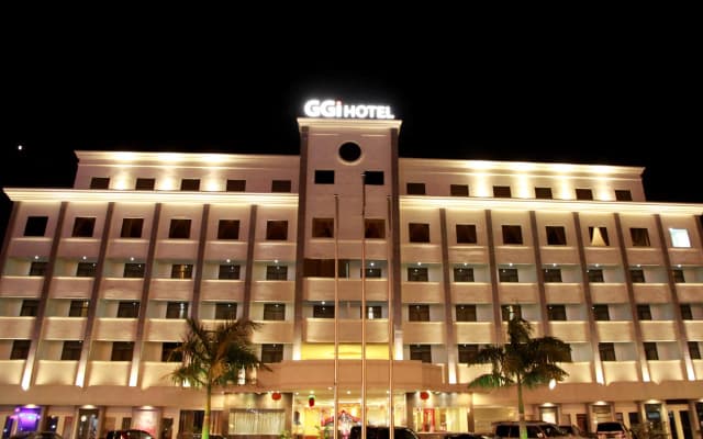 Aglow Hotel Harbor Bay Batam
