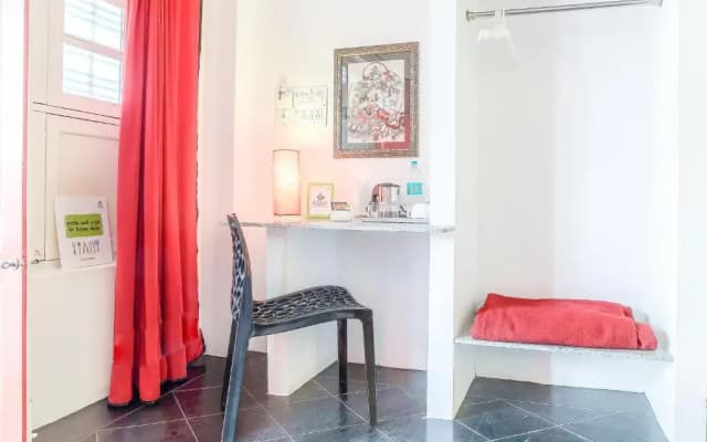 Itsy Hotels Red Lotus Heritage, Promenade Beach