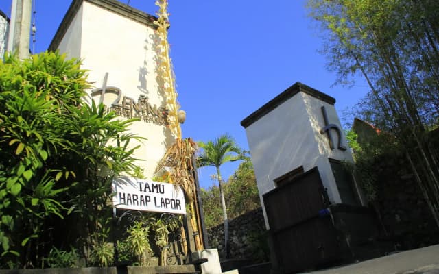 Villa Hening Boutique Hotel