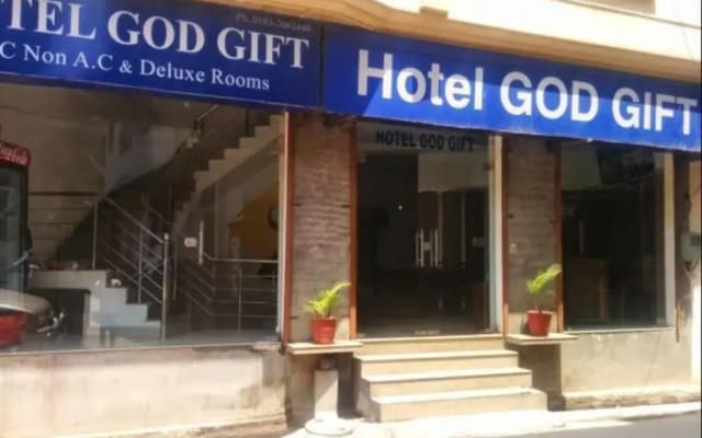 Hotel God Gift