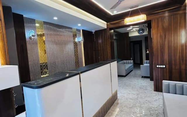 Hotel Care Residency By OYO Rooms