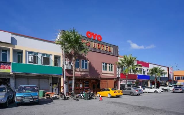OYO 89976 Fins Hotel