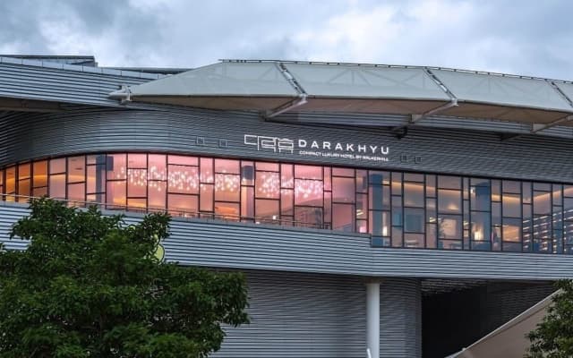 DARAKHYU Yeosu Capsule Hotel by WALKERHILL