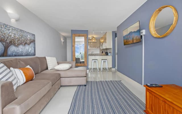 Chakas Cove 70