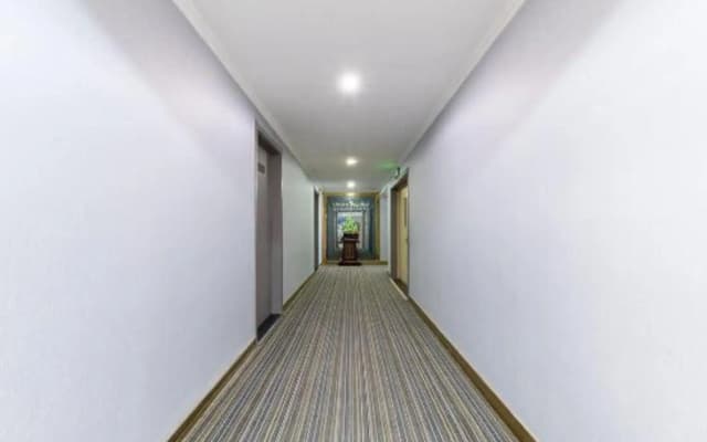 Changzhou QMAX Express Hotel (Jintan Yaohan Store)