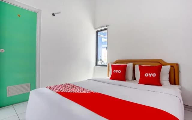OYO 3728 Tunas Plaza Residence