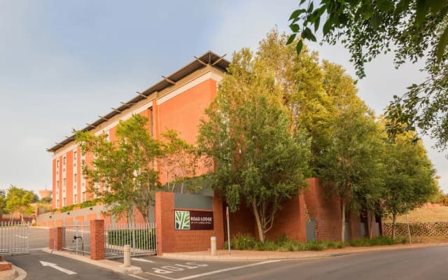 Road Lodge Centurion