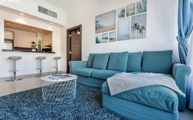 1B-Silverene-1704 by bnbmehomes